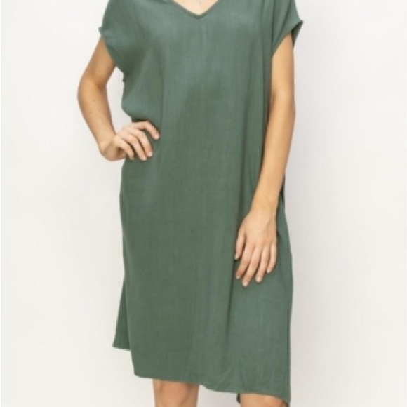 HYFVE V Neck Oversized Linen Midi Dress in Gray Green Very relaxed and comfy! - Picture 2 of 5